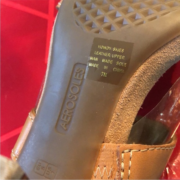 Aerosoles Howdy Skies tan leather comfy stacked heel back strap sandals + box - Picture 10 of 13
